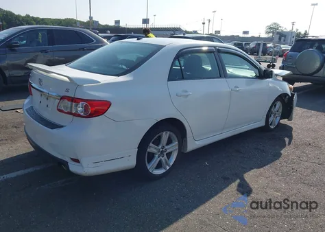 2013 Toyota Corolla S z USA, uszkodzony, nr VIN 2T1BU4EE2DC995448